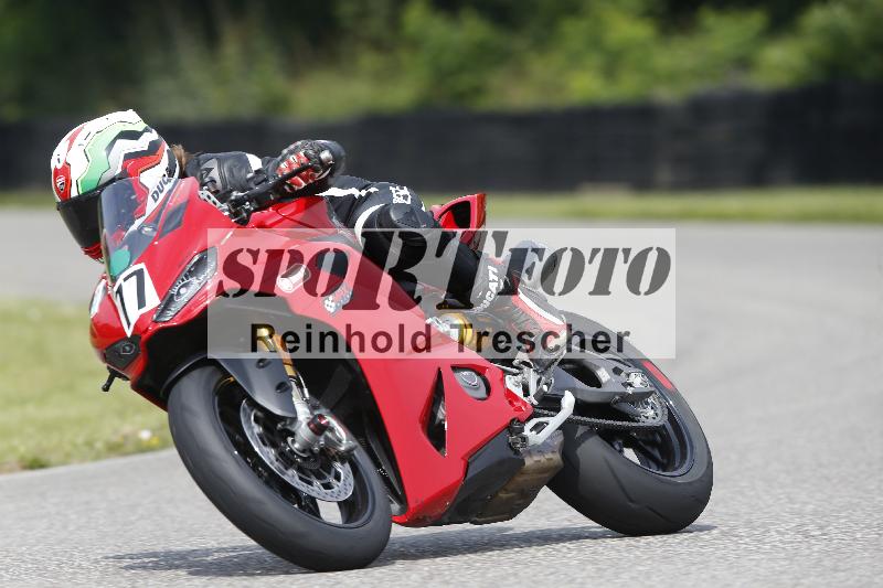 /25 10.06.2025 MaxRacing ADR/Gruppe gruen/77